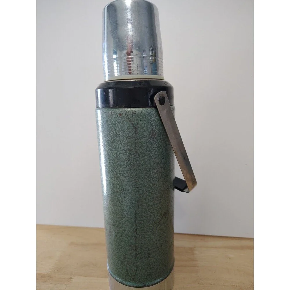 Vintage Rare Stanley Aladdin USA Quart Thermos A94C w/Handle Hunting 1981 - Picture 4 of 9